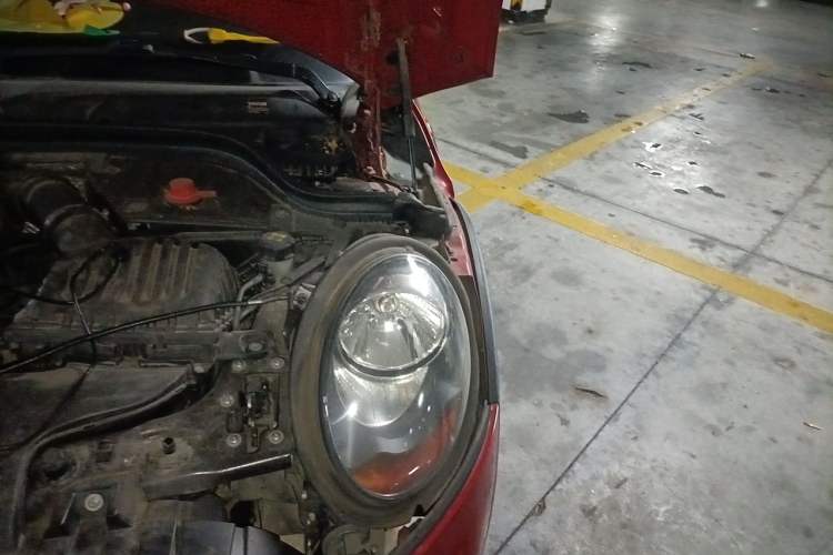 Used MINI 2014 1.2T ONE+ Engine Bay Left