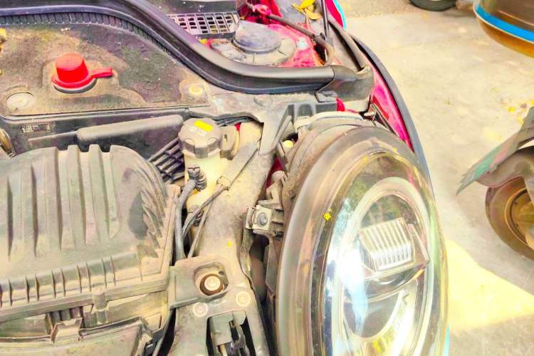 Used MINI 2014 1.5T COOPER Fun Engine Bay Left