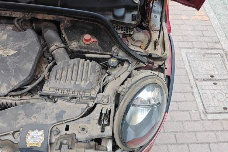 Used MINI 2014 1.2T ONE+ Engine Bay Left