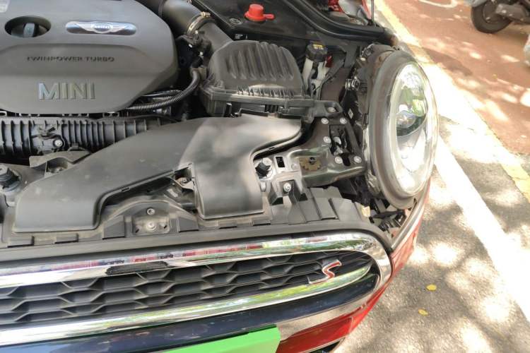 Used MINI 2014 2.0T COOPER S Fun Engine Bay Left