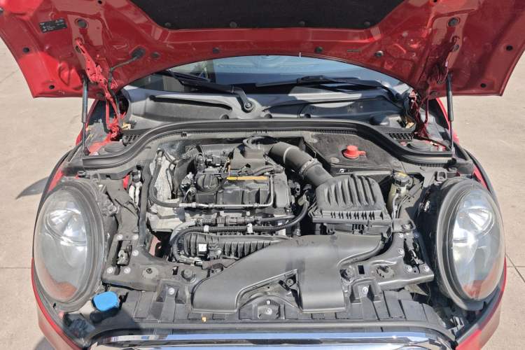 Used MINI 2014 1.2T ONE Engine Bay