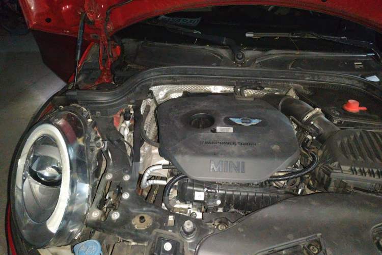 Used MINI 2014 1.5T COOPER Excitement Engine Bay Right