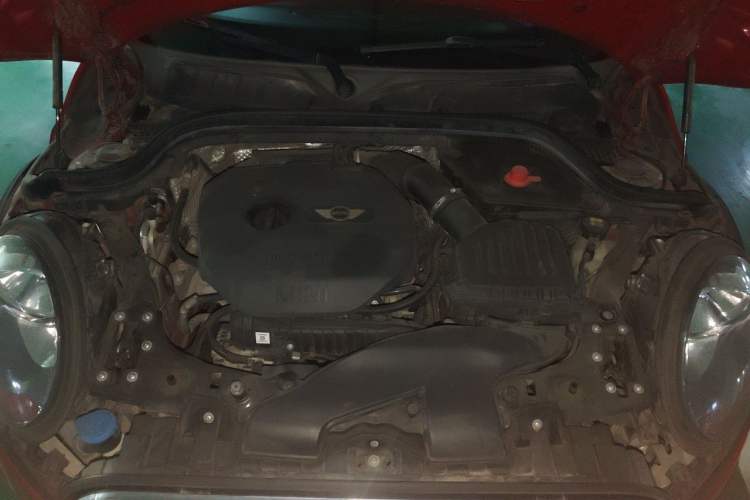 Used MINI 2014 1.2T ONE+ Engine Bay