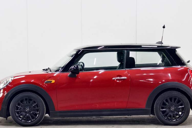 Used MINI 2014 1.5T COOPER Fun Exterior 7