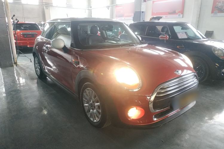 Used MINI 2014 1.5T COOPER Fun Front Right 45 Deg