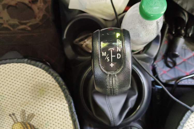 Used MINI 2014 1.2T ONE Gear Lever