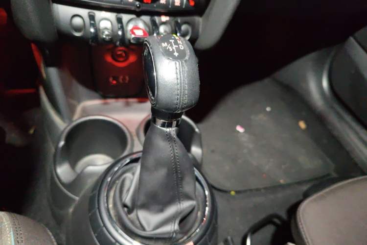 Used MINI 2014 1.5T COOPER Excitement Gear Lever