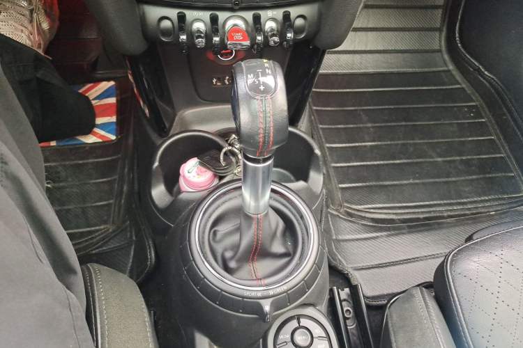 Used MINI 2014 2.0T COOPER S Fun Gear Lever