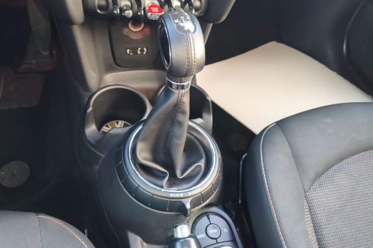 Used MINI 2014 1.5T COOPER Fun Gear Lever