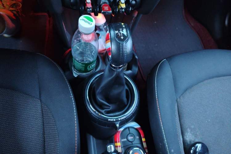 Used MINI 2014 1.5T COOPER Fun Gear Lever