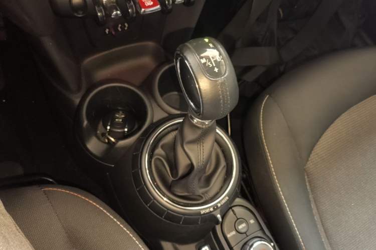 Used MINI 2014 1.5T COOPER Fun Gear Lever