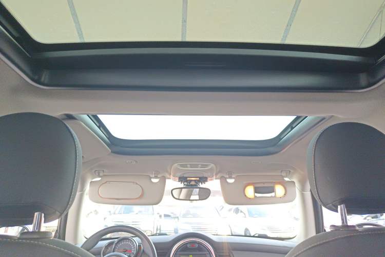Used MINI 2014 1.5T COOPER Fun Headliner