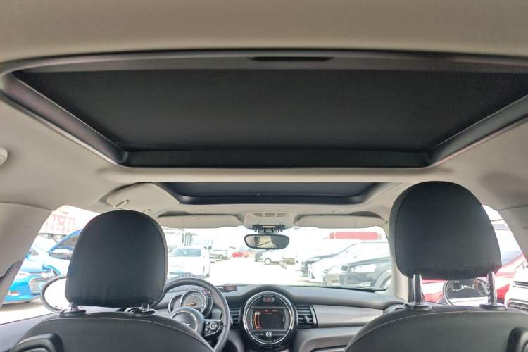 Used MINI 2014 1.5T COOPER Fun Headliner