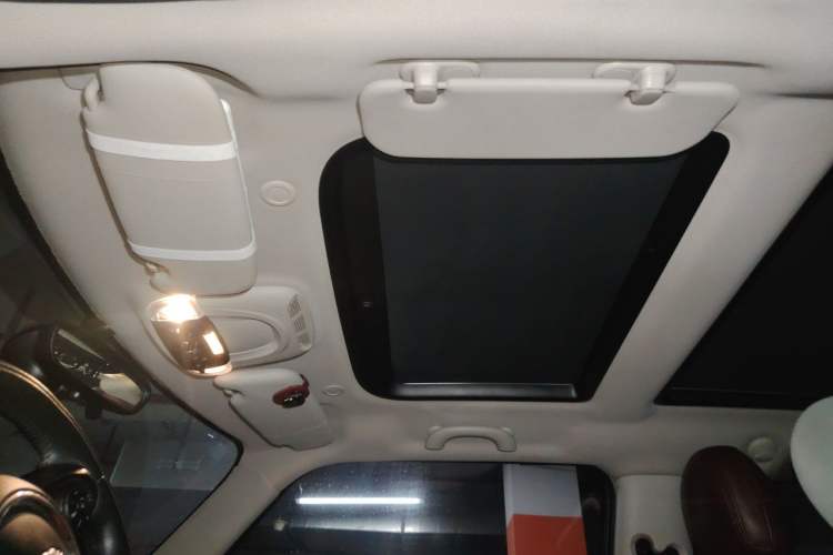 Used MINI 2014 1.2T ONE+ Headliner