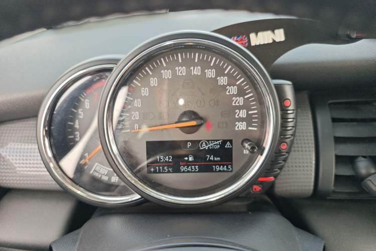 Used MINI 2014 1.5T COOPER Fun Instrument Cluster