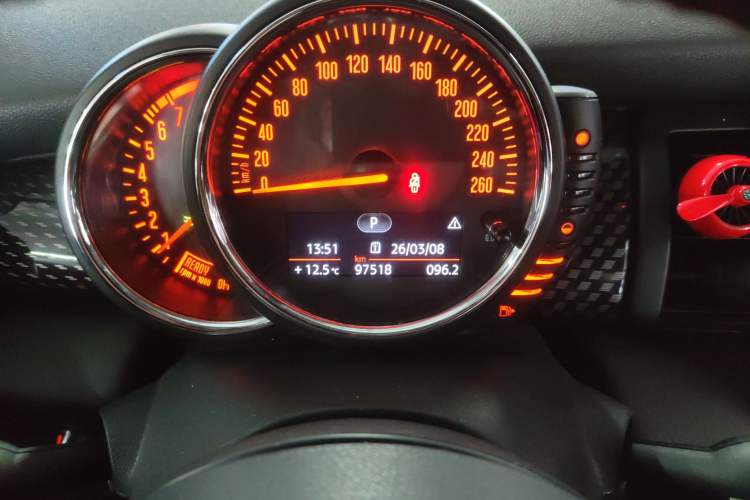 Used MINI 2014 2.0T COOPER S Fun Instrument Cluster
