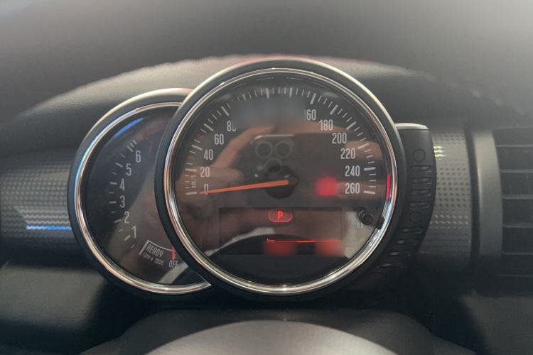 Used MINI 2014 1.5T COOPER Fun Instrument Cluster