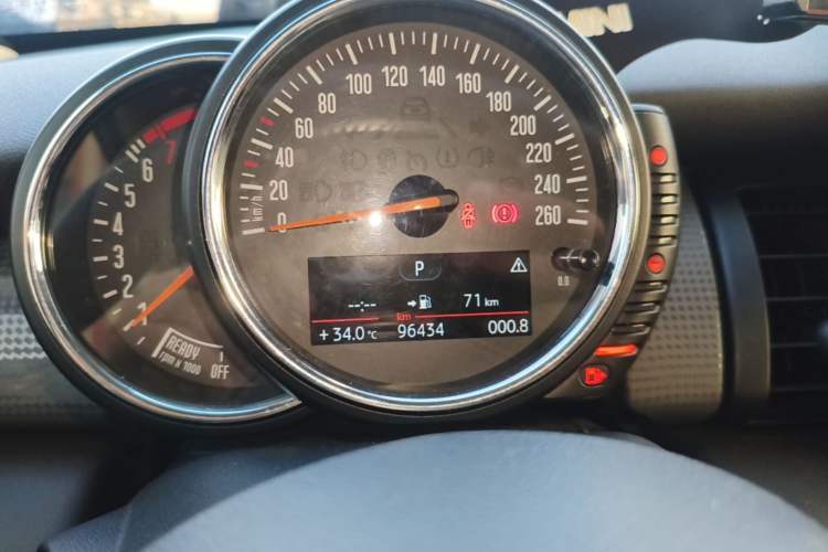 Used MINI 2014 1.5T COOPER Fun Instrument Cluster