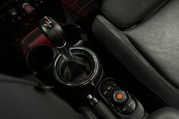 Used MINI 2014 2.0T COOPER S Fun Interior 6