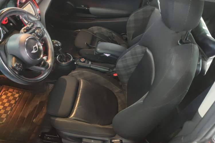 Used MINI 2014 2.0T COOPER S Fun Left Front Seat