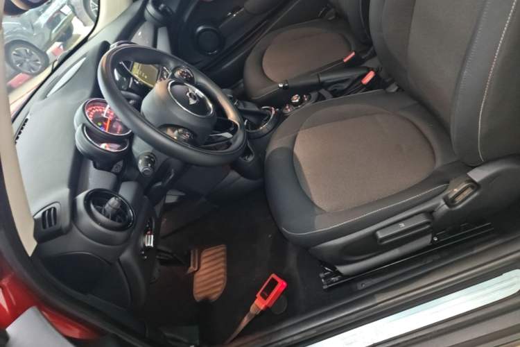 Used MINI 2014 1.5T COOPER Fun Left Front Seat