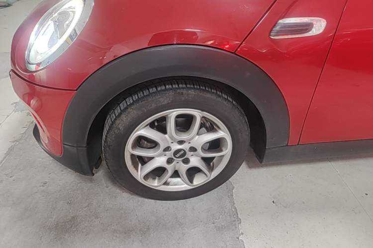 Used MINI 2014 1.5T COOPER Excitement Left Front Wheel Hub
