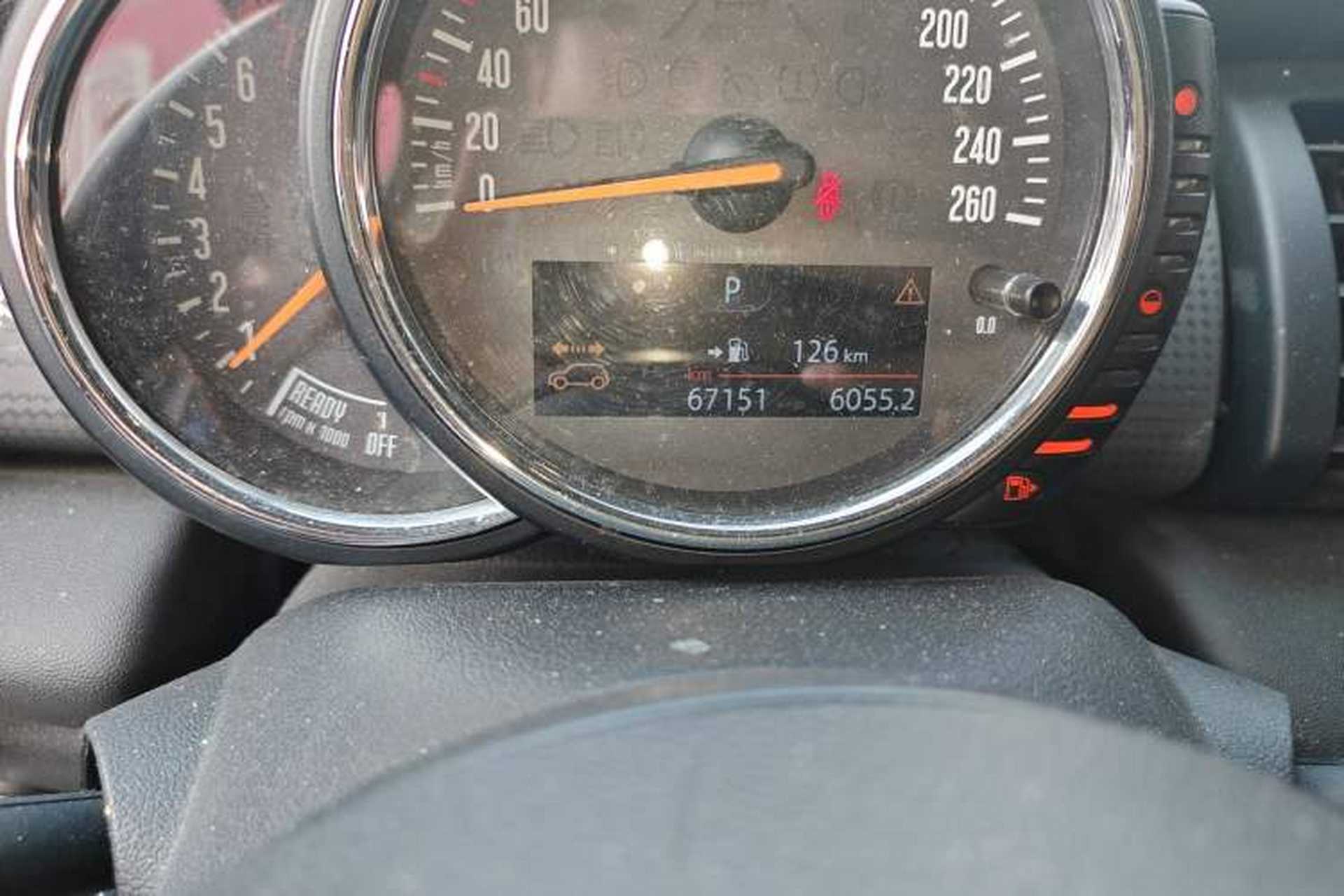 Used MINI 2014 1.5T COOPER Fun Odometer Close Up