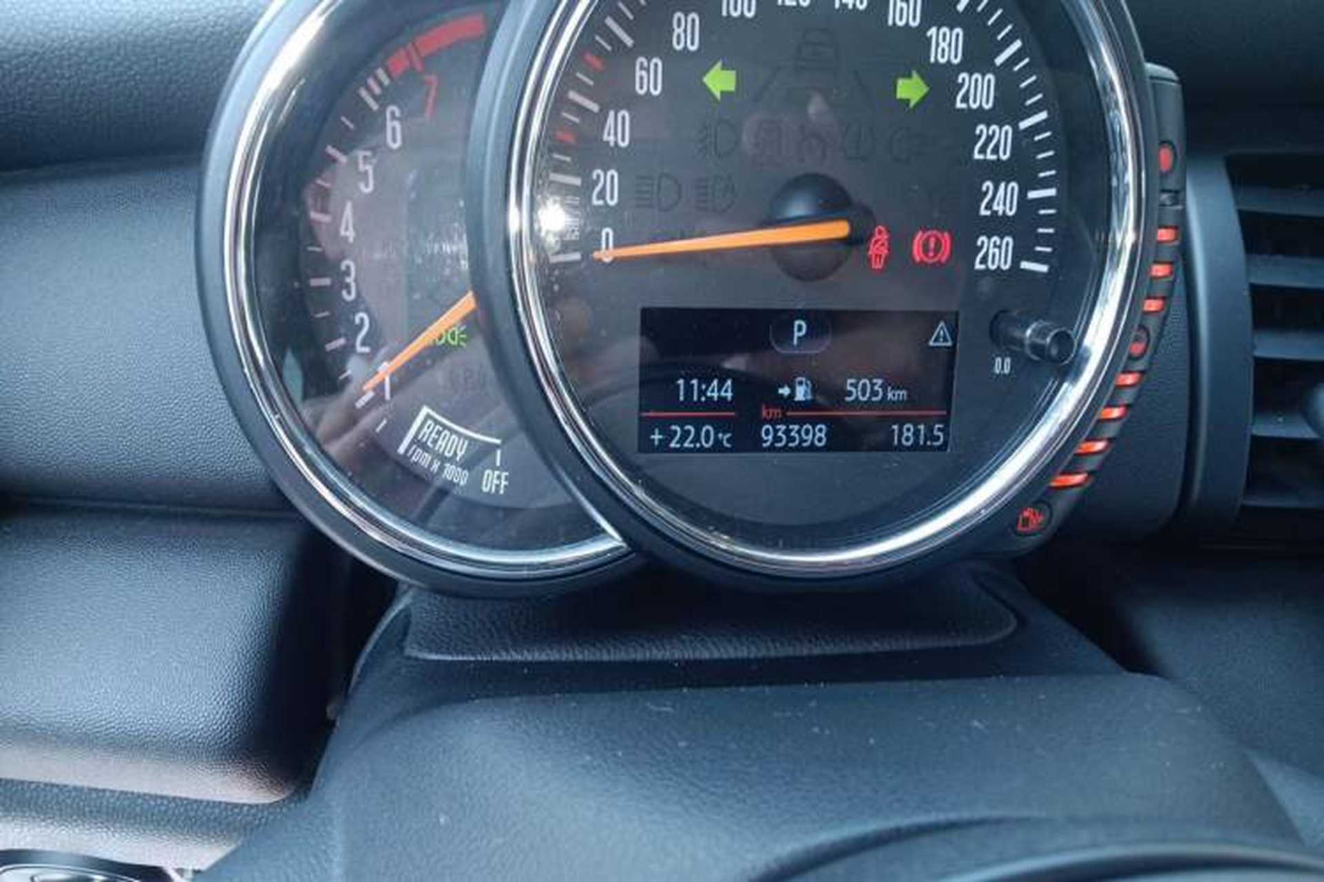 Used MINI 2014 1.2T ONE+ Odometer Close Up