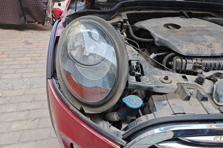 Used MINI 2014 1.2T ONE+ Right Front Headlight