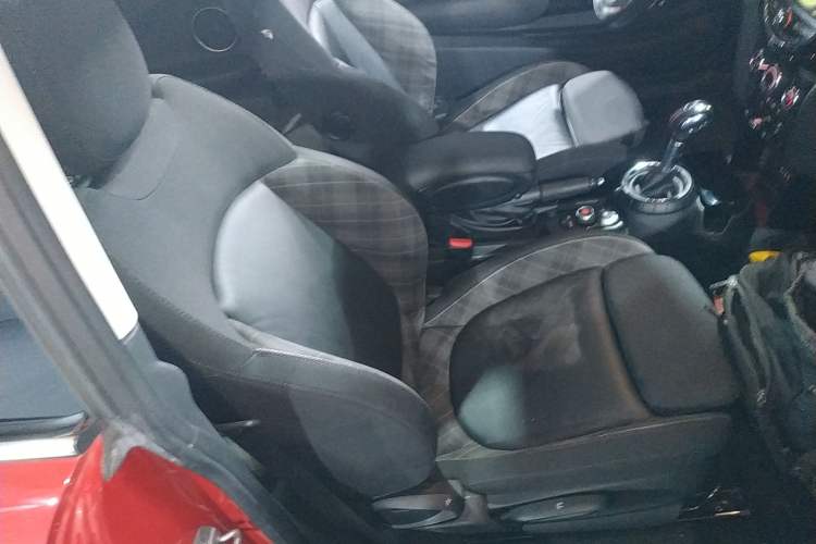 Used MINI 2014 2.0T COOPER S Fun Right Front Seat