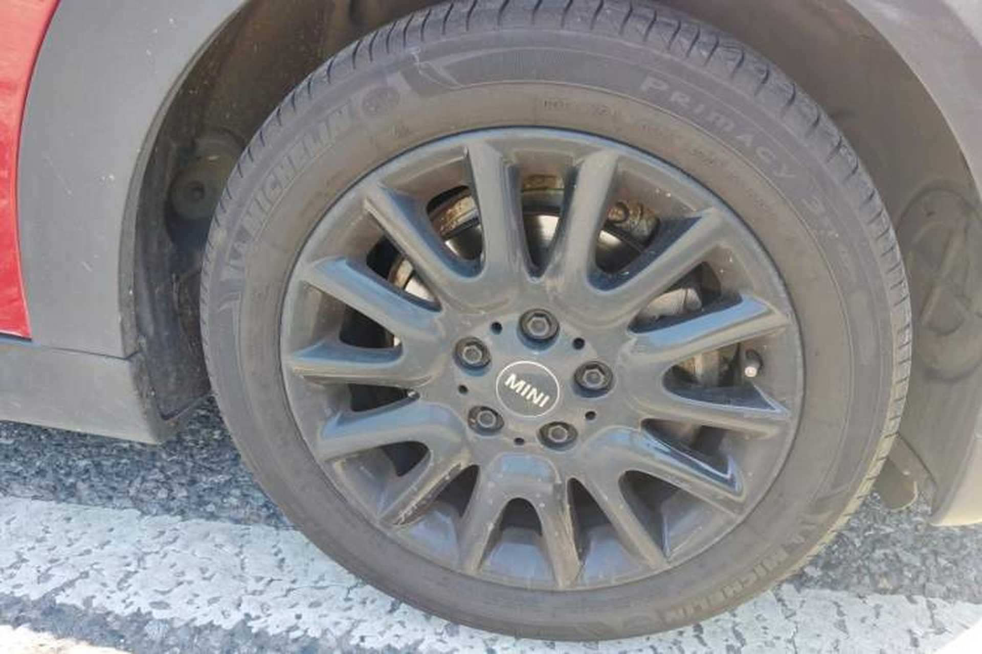 Used MINI 2014 1.5T COOPER Excitement Right Front Wheel Hub