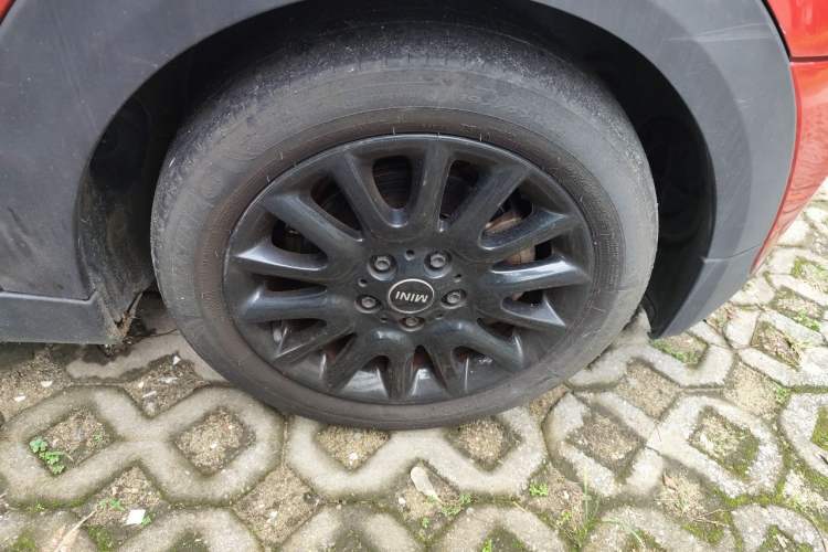 Used MINI 2014 1.5T COOPER Excitement Right Front Wheel Hub