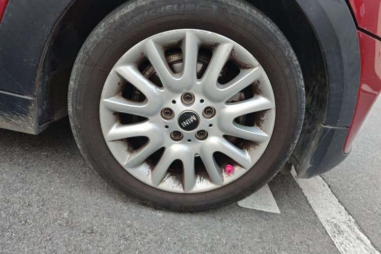 Used MINI 2014 1.5T COOPER Fun Right Front Wheel Hub
