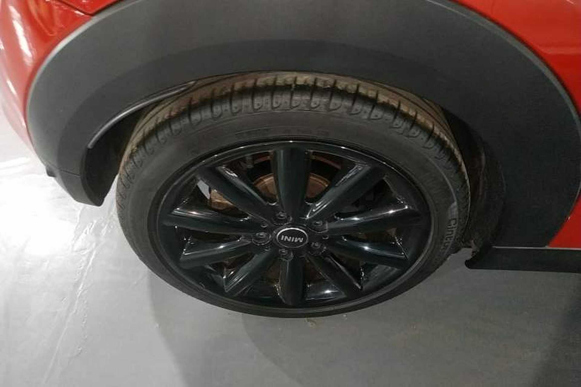 Used MINI 2014 2.0T COOPER S Fun Right Rear Wheel Hub