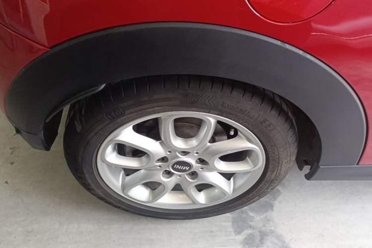 Used MINI 2014 1.2T ONE+ Right Rear Wheel Hub