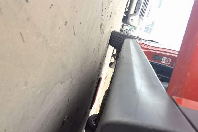 Used MINI 2014 1.5T COOPER Fun Right Side Sill