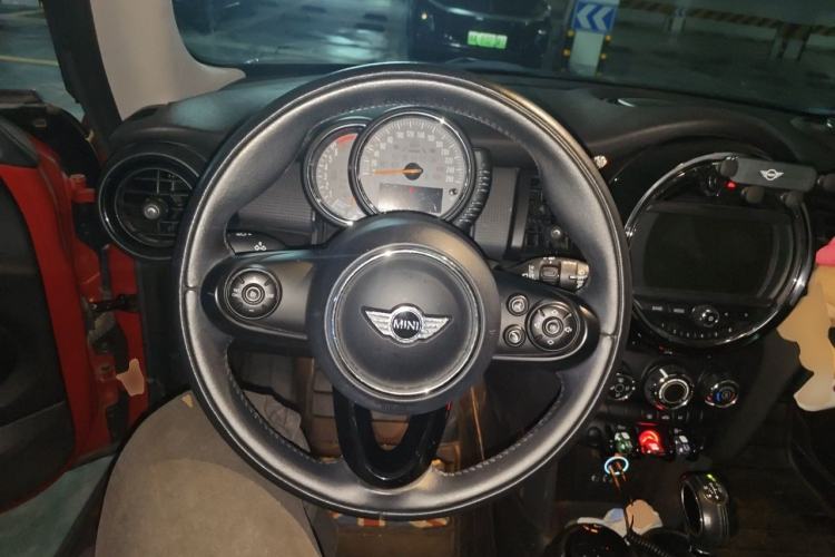 Used MINI 2014 1.5T COOPER Fun Steering Wheel