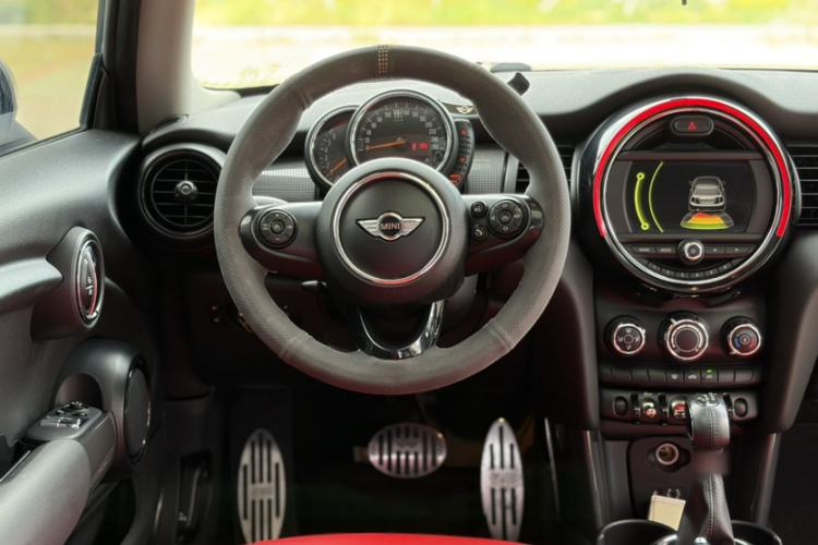 Used MINI 2014 1.5T COOPER Fun Steering Wheel