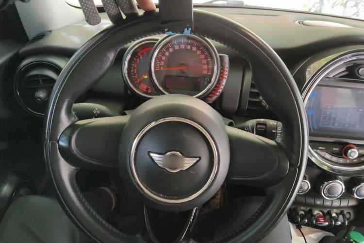 Used MINI 2014 1.2T ONE Steering Wheel