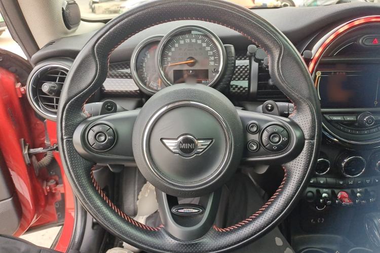 Used MINI 2014 2.0T COOPER S Fun Steering Wheel
