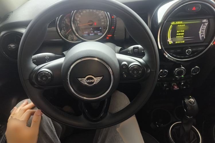 Used MINI 2014 1.5T COOPER Fun Steering Wheel