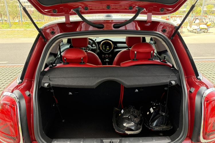 Used MINI 2014 1.5T COOPER Fun Trunk