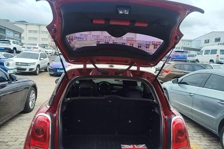 Used MINI 2014 1.5T COOPER Fun Trunk