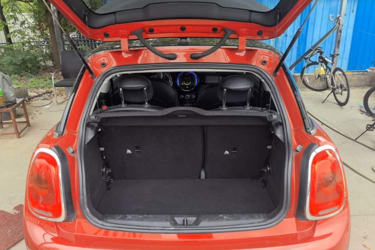 Used MINI 2014 1.5T COOPER Fun Trunk