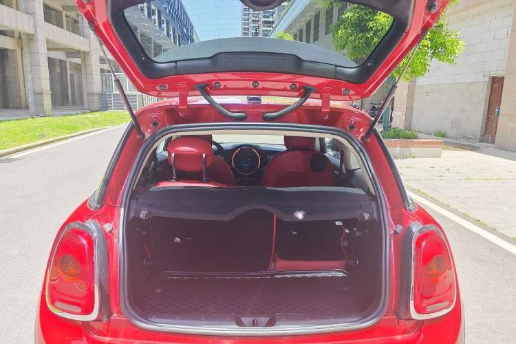 Used MINI 2014 1.2T ONE+ Trunk