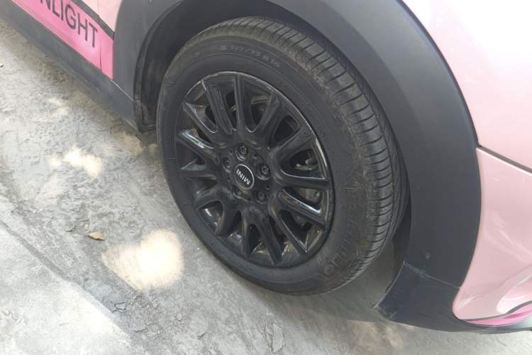 Used MINI 2014 1.5T COOPER Excitement Right Front Wheel Hub