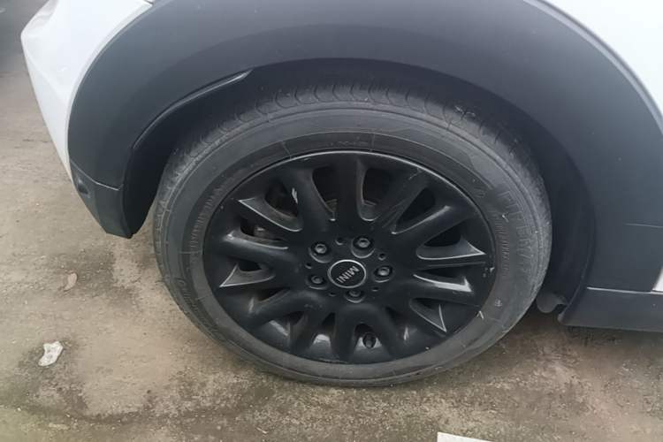 Used MINI 2014 1.5T COOPER Fun Right Rear Wheel Hub