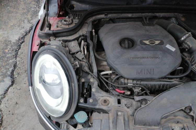 Used MINI 2014 1.5T COOPER Excitement Engine Bay Right