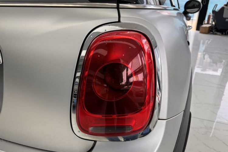 Used MINI 2014 1.2T ONE+ Exterior 12