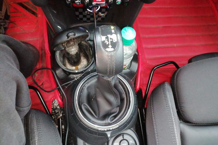 Used MINI 2014 1.5T COOPER Excitement Gear Lever